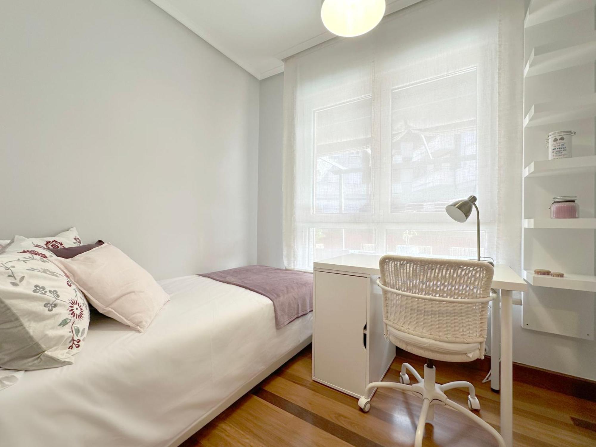 شقة Apartamento Con Gran Terraza En El Centro كاسترو أورديالس المظهر الخارجي الصورة